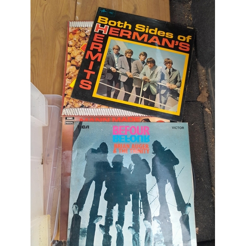194 - Box of records : Sound Effects, Manfred Mann and others