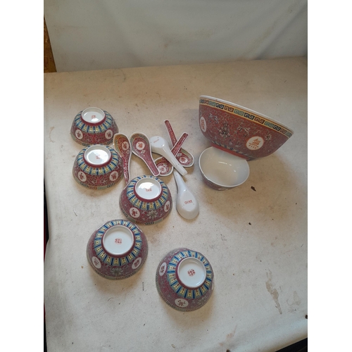 396 - 20th century Chinese porcelain dinner ware (one bowl damaged)