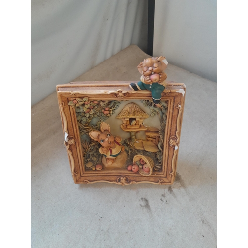 Lot 4         