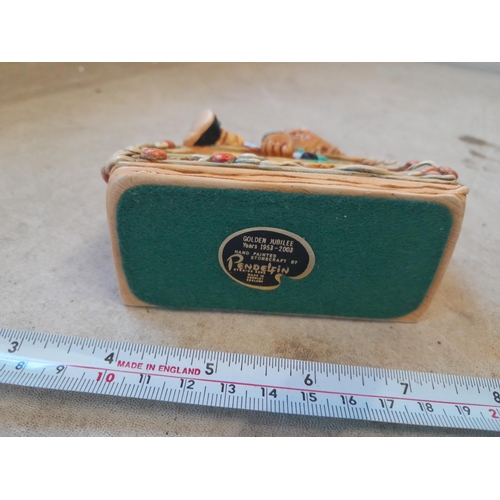 43 - Vintage  Pendelfin Figure : Golden Jubilee