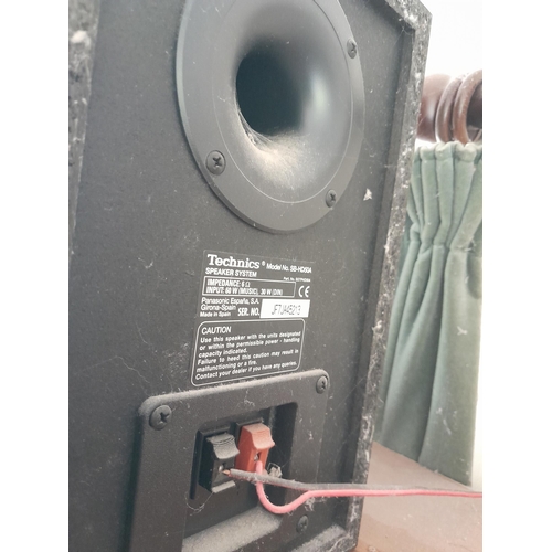 445 - Technics mini hi fi system with speakers SB 50 HDA