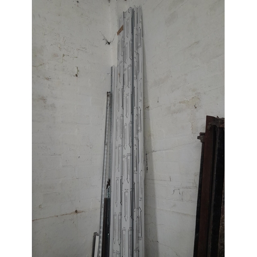 Lot 12        