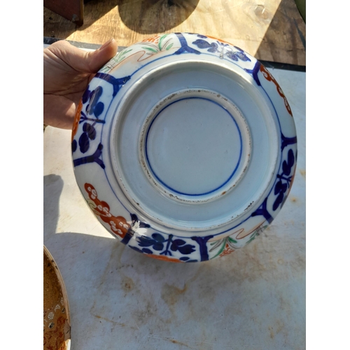 16 - A varied collection of mainly damaged 19th century Chinese and Japanese and European pottery : Worce... 