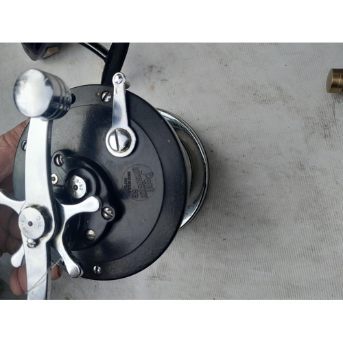 76 - Interesting array of vintage fishing reels : multipliers by Penn, Shakespeare, Allcock Arielite, Int... 