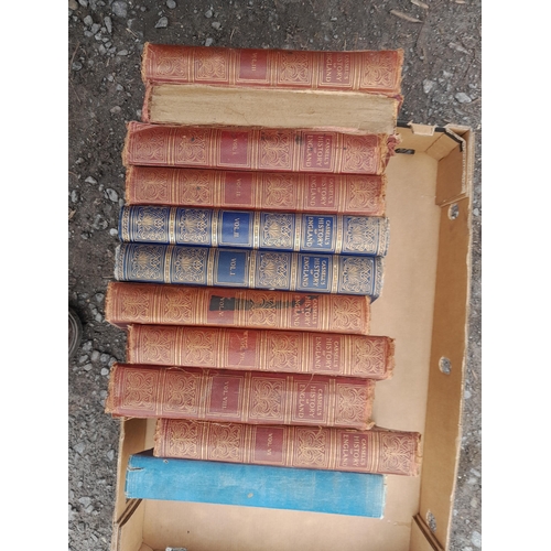 80 - Box of books : 1964 Flora Europea in four volumes and tatty Cassells History of England