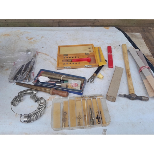 82 - Vintage and later jewellers and horologist tools : back removers, ring sizers
