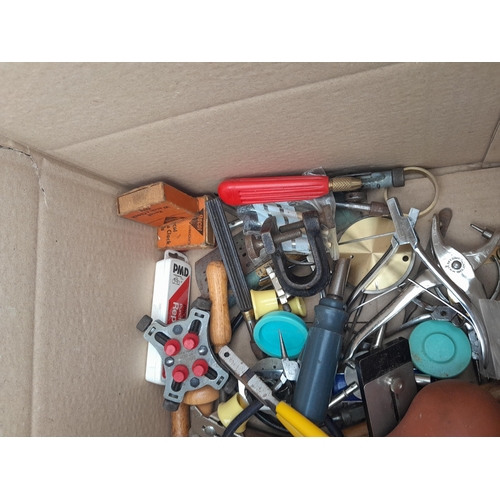 82 - Vintage and later jewellers and horologist tools : back removers, ring sizers