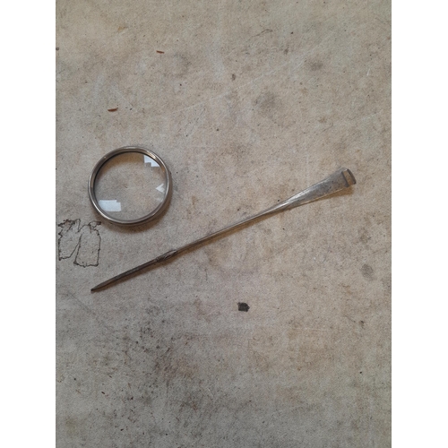 89 - Silver oar London 1889 	Charles Edwards 20g and white metal mounted magnifying glass 20 g