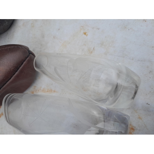 94 - Box of oddments : 3 x pieces of etched glass (2 x signed Scandinavian), wooden lazy Susan