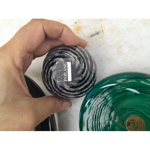 103 - Coloured glassware : damaged Bimini lady, Parlane