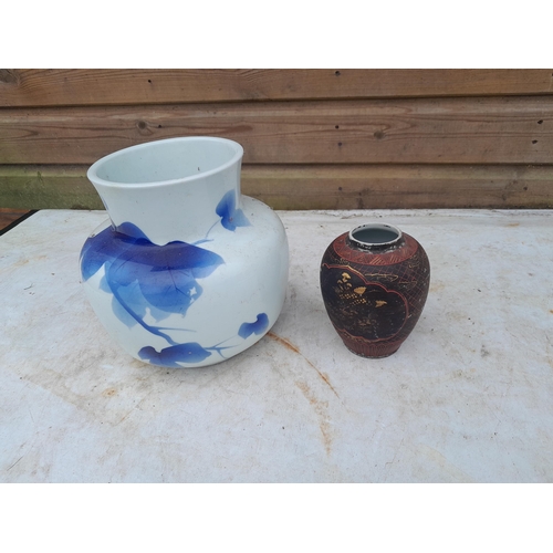 114 - Vintage studio pottery Japanese vase and 19th century Japanese porcelain vase