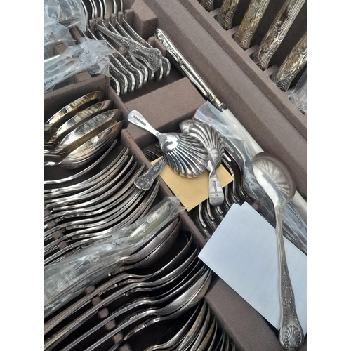 116 - Canteen of silver plated Mappin and Webb cutlery