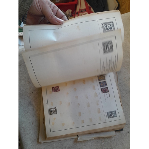 133 - Stamps : Strand old time world collection of used stamps, good sorters lot as not all pages photogra... 