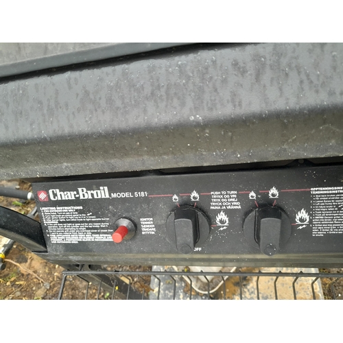 141 - Gas powered barbeque and aluminium steps