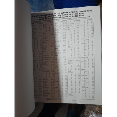 152 - Stamps : Stanley Gibbons printed hingeless album pages, in very good order