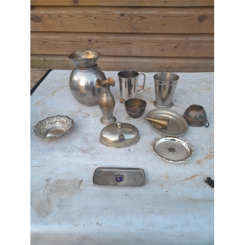 10 - Assorted silver plated ware