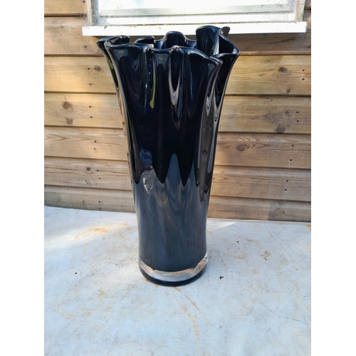 30 - Modern tall glass vase