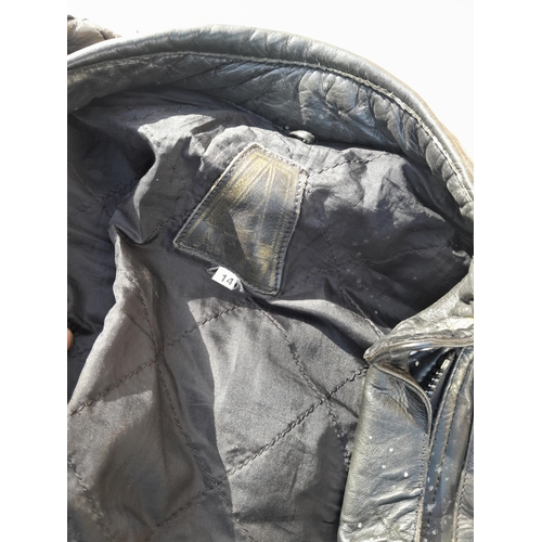 34 - Modern motorbike leathers size 14