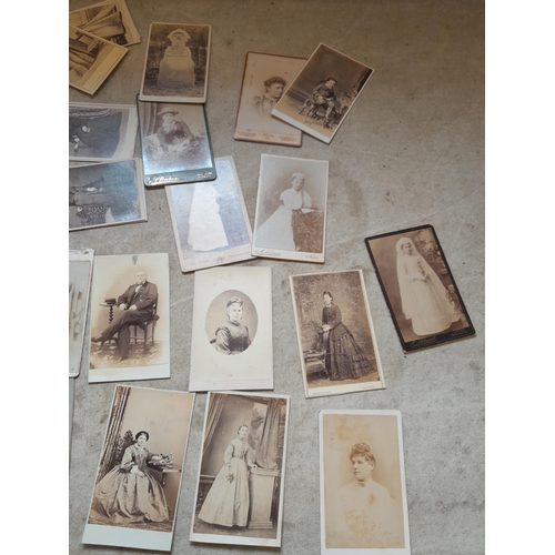 43 - Ephemera : Chelsea football club programmes from mid 1960s, cabinet cards black and white portraits ... 