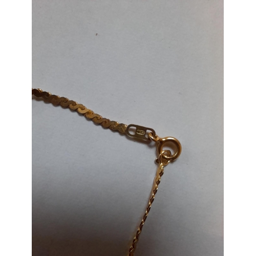 66 - 18 KT foreign gold necklace 6.6 g