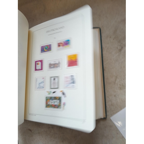 112 - Stamps : Germany Lighthouse Hingeless Luxury Stamp Album on 60 pages lots of mint no hinge stamps, n... 