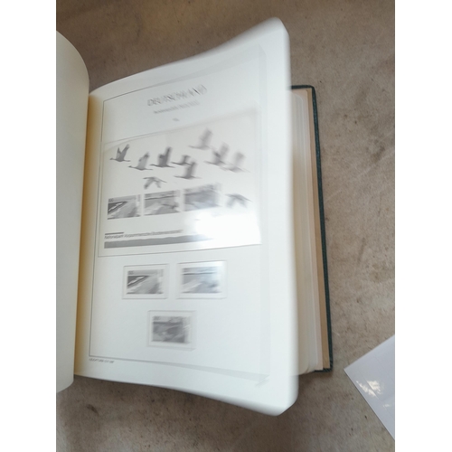 112 - Stamps : Germany Lighthouse Hingeless Luxury Stamp Album on 60 pages lots of mint no hinge stamps, n... 