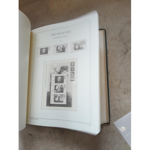 112 - Stamps : Germany Lighthouse Hingeless Luxury Stamp Album on 60 pages lots of mint no hinge stamps, n... 