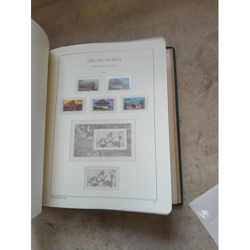 112 - Stamps : Germany Lighthouse Hingeless Luxury Stamp Album on 60 pages lots of mint no hinge stamps, n... 