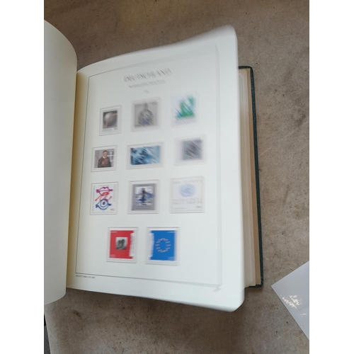 112 - Stamps : Germany Lighthouse Hingeless Luxury Stamp Album on 60 pages lots of mint no hinge stamps, n... 