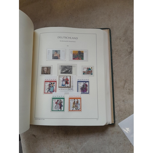 112 - Stamps : Germany Lighthouse Hingeless Luxury Stamp Album on 60 pages lots of mint no hinge stamps, n... 