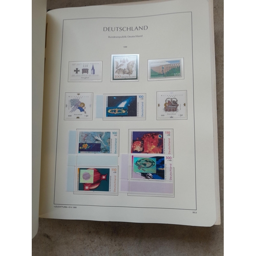 112 - Stamps : Germany Lighthouse Hingeless Luxury Stamp Album on 60 pages lots of mint no hinge stamps, n... 