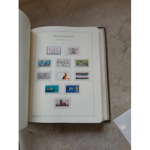112 - Stamps : Germany Lighthouse Hingeless Luxury Stamp Album on 60 pages lots of mint no hinge stamps, n... 