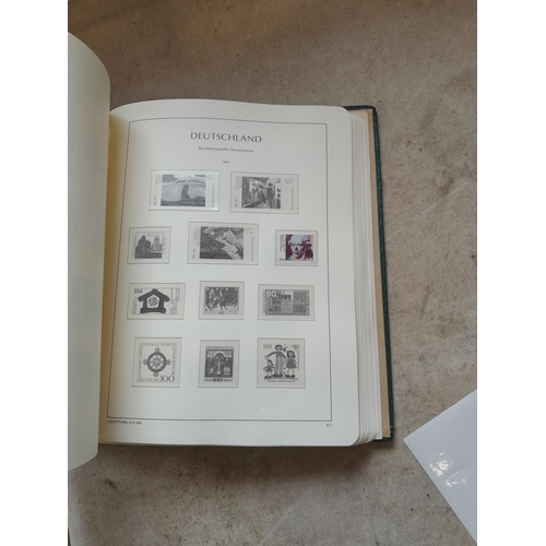 112 - Stamps : Germany Lighthouse Hingeless Luxury Stamp Album on 60 pages lots of mint no hinge stamps, n... 