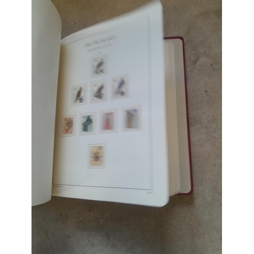128 - Stamps : Germany collection in a Lighthouse Hingless album, includes high cat sets on some pages, NB... 