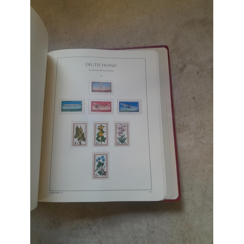 128 - Stamps : Germany collection in a Lighthouse Hingless album, includes high cat sets on some pages, NB... 