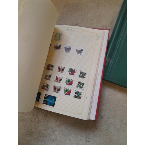 134 - Stamps of USA in three folders 1000 plus stamps mint unused and used, only a small sample photograph... 
