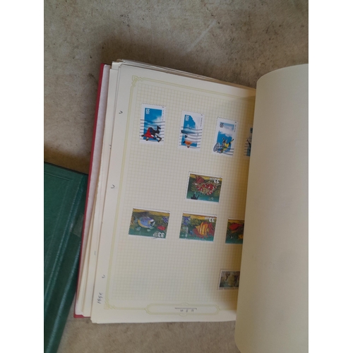 134 - Stamps of USA in three folders 1000 plus stamps mint unused and used, only a small sample photograph... 