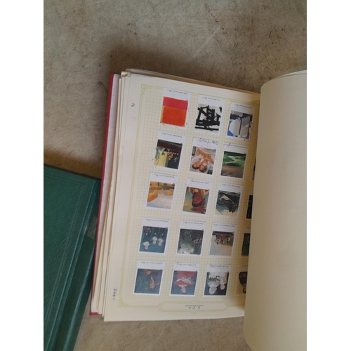 134 - Stamps of USA in three folders 1000 plus stamps mint unused and used, only a small sample photograph... 