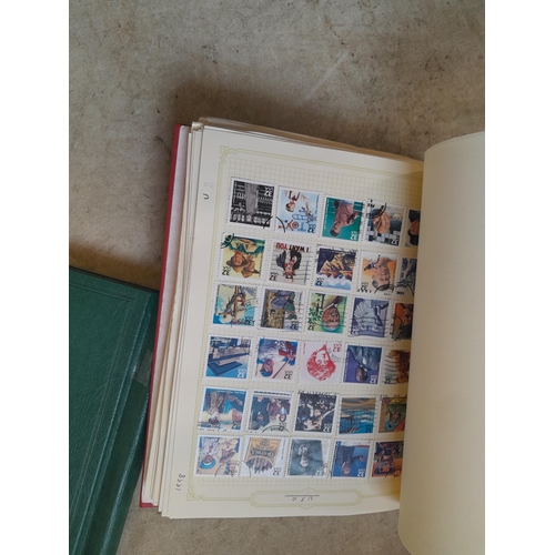 134 - Stamps of USA in three folders 1000 plus stamps mint unused and used, only a small sample photograph... 