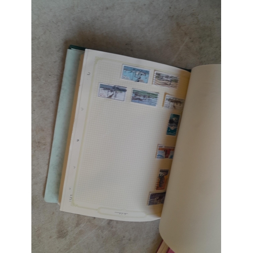 134 - Stamps of USA in three folders 1000 plus stamps mint unused and used, only a small sample photograph... 