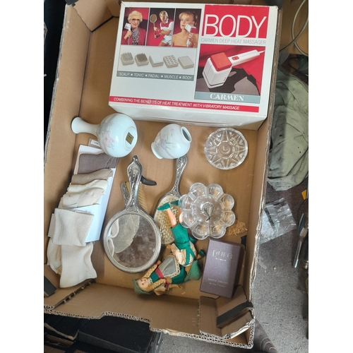 149 - Table lamp, puzzles etc.