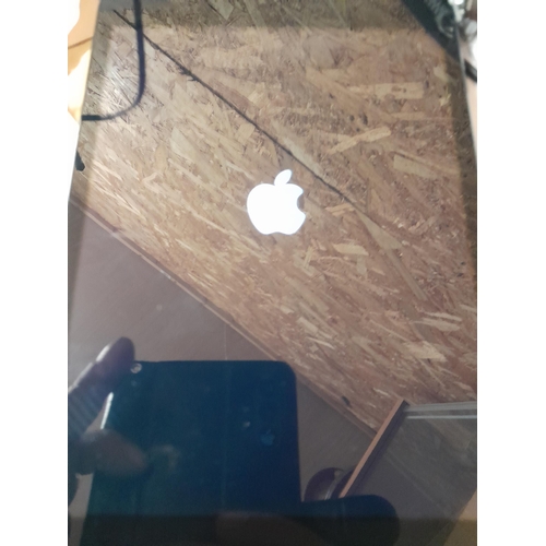 156 - Apple mini Ipad not charging but turns on with limited power