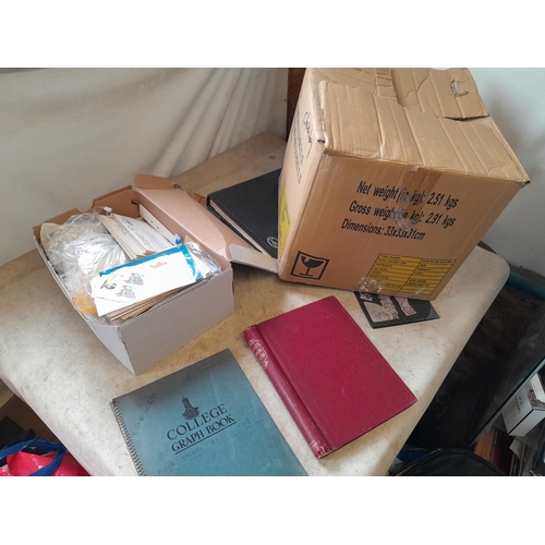 166 - Approx 10 kg of stamps and postcards : loose on paper, in albums, stock books, on pages GB World and... 