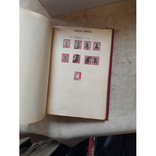 166 - Approx 10 kg of stamps and postcards : loose on paper, in albums, stock books, on pages GB World and... 