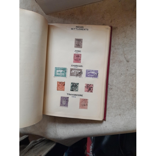 166 - Approx 10 kg of stamps and postcards : loose on paper, in albums, stock books, on pages GB World and... 