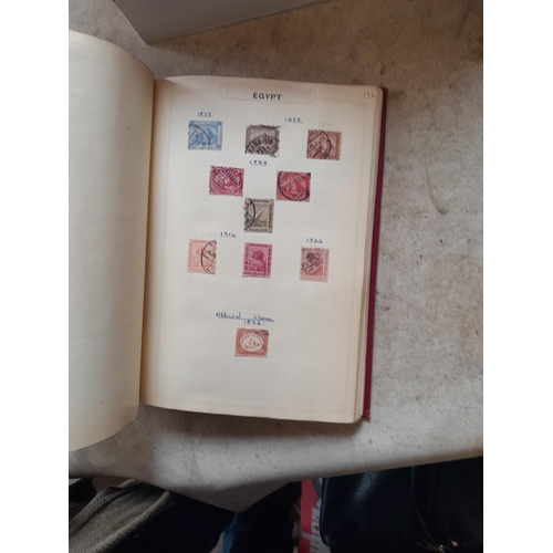 166 - Approx 10 kg of stamps and postcards : loose on paper, in albums, stock books, on pages GB World and... 