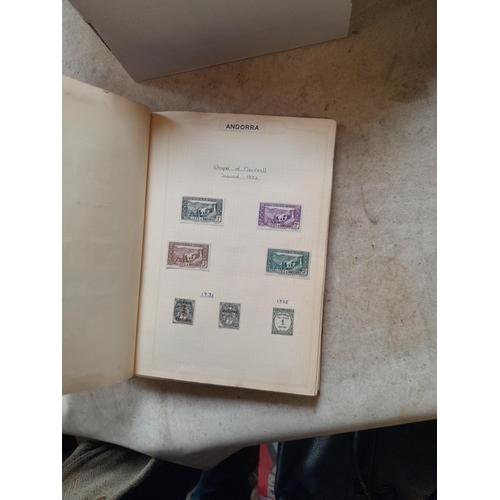 166 - Approx 10 kg of stamps and postcards : loose on paper, in albums, stock books, on pages GB World and... 