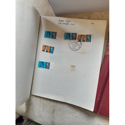 166 - Approx 10 kg of stamps and postcards : loose on paper, in albums, stock books, on pages GB World and... 