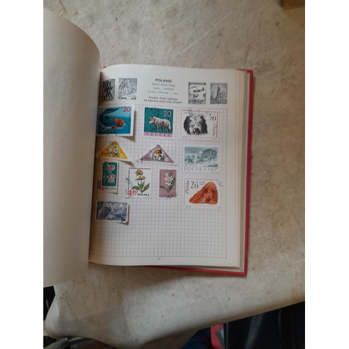 167 - Approx 11 kg of stamps : on paper, on sheets, on  printed pages, loose, albums, partially and sparse... 