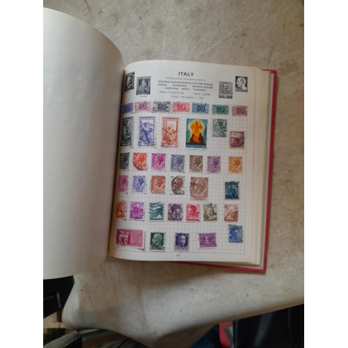 167 - Approx 11 kg of stamps : on paper, on sheets, on  printed pages, loose, albums, partially and sparse... 